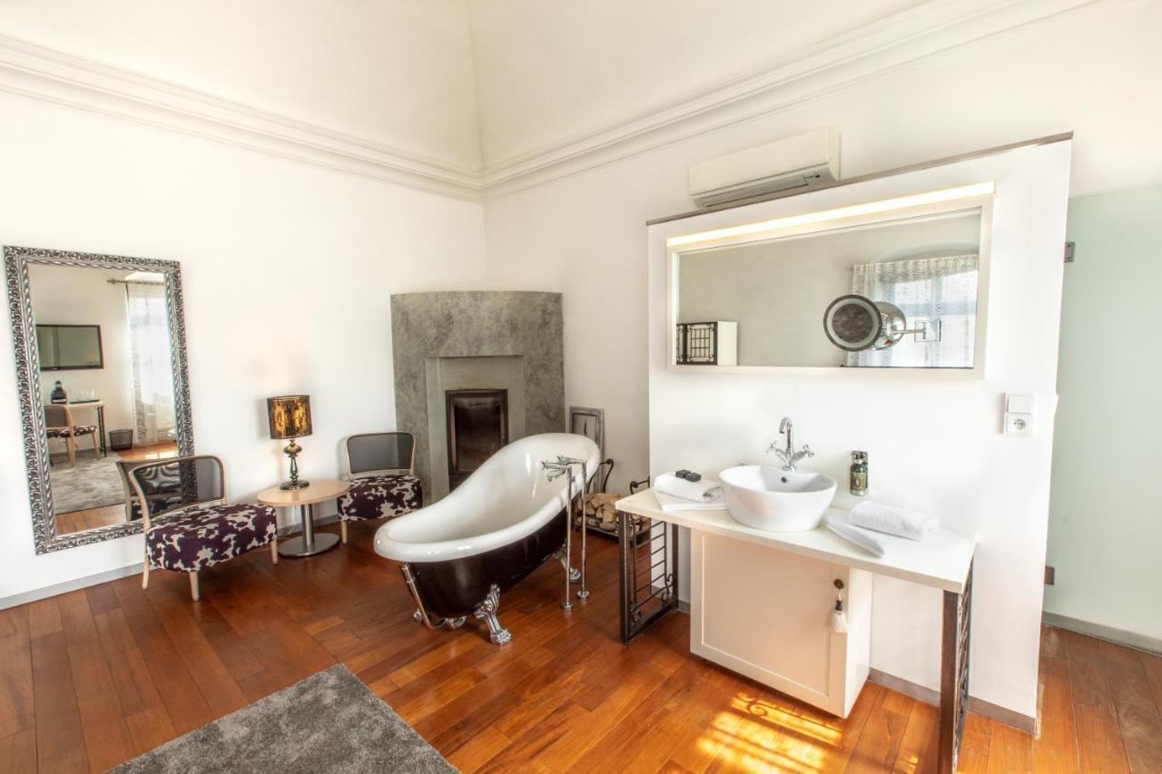 Hotel Villa Necas Жилина Екстериор снимка