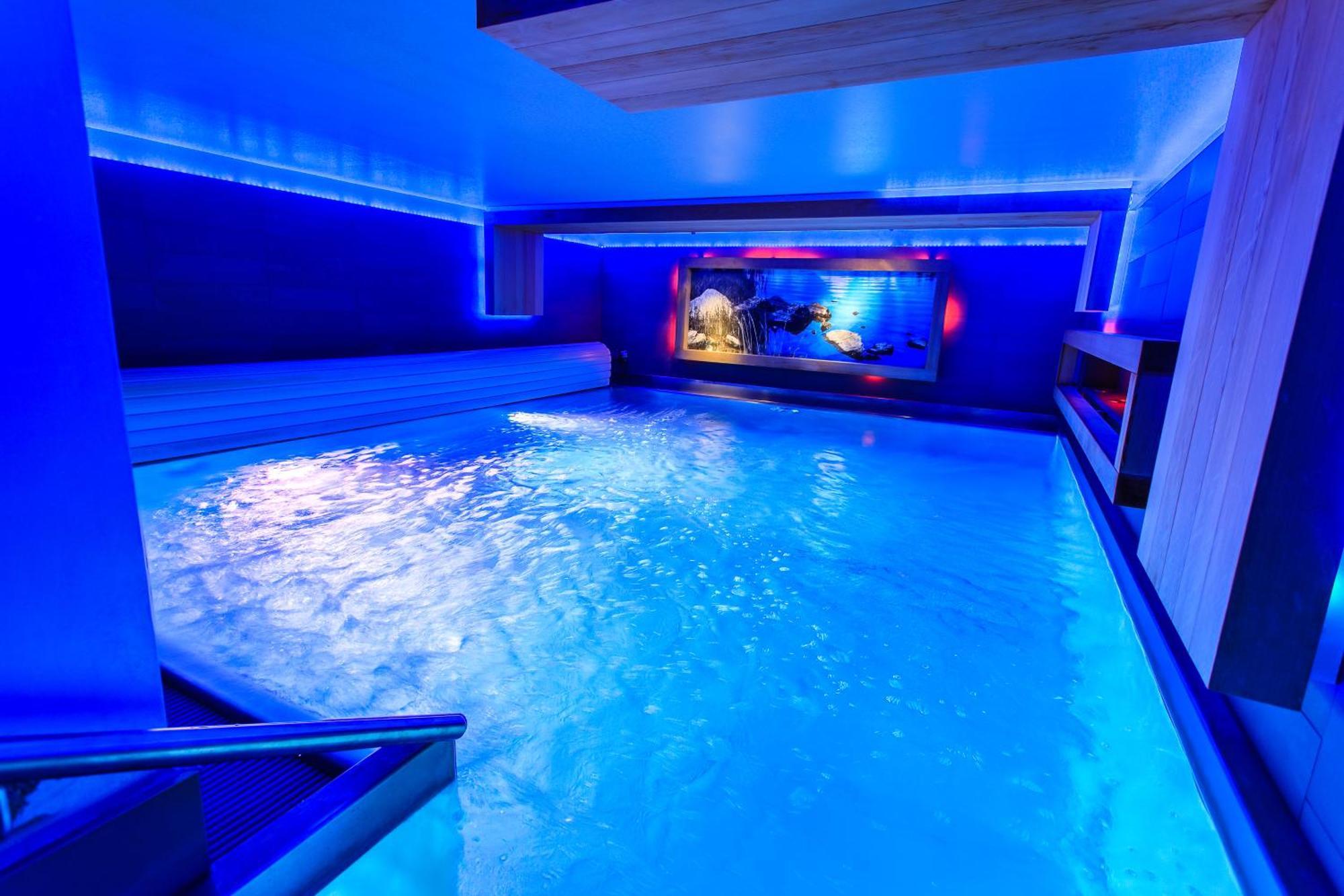 Hotel Villa Necas Жилина Екстериор снимка