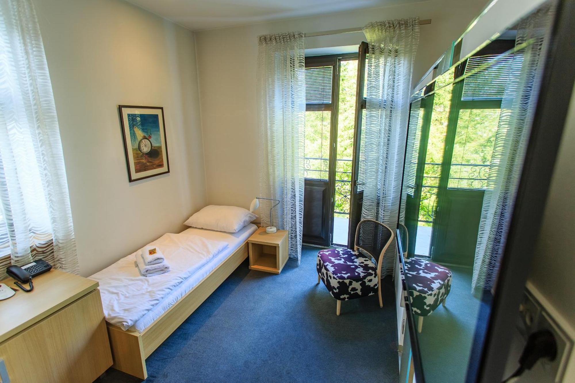 Hotel Villa Necas Жилина Екстериор снимка