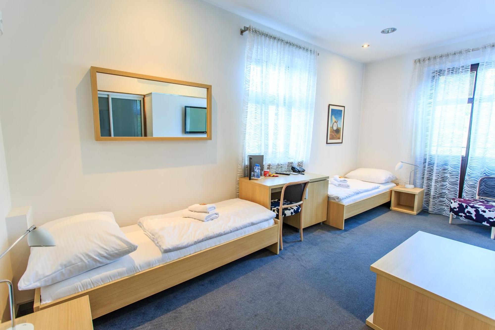Hotel Villa Necas Жилина Екстериор снимка