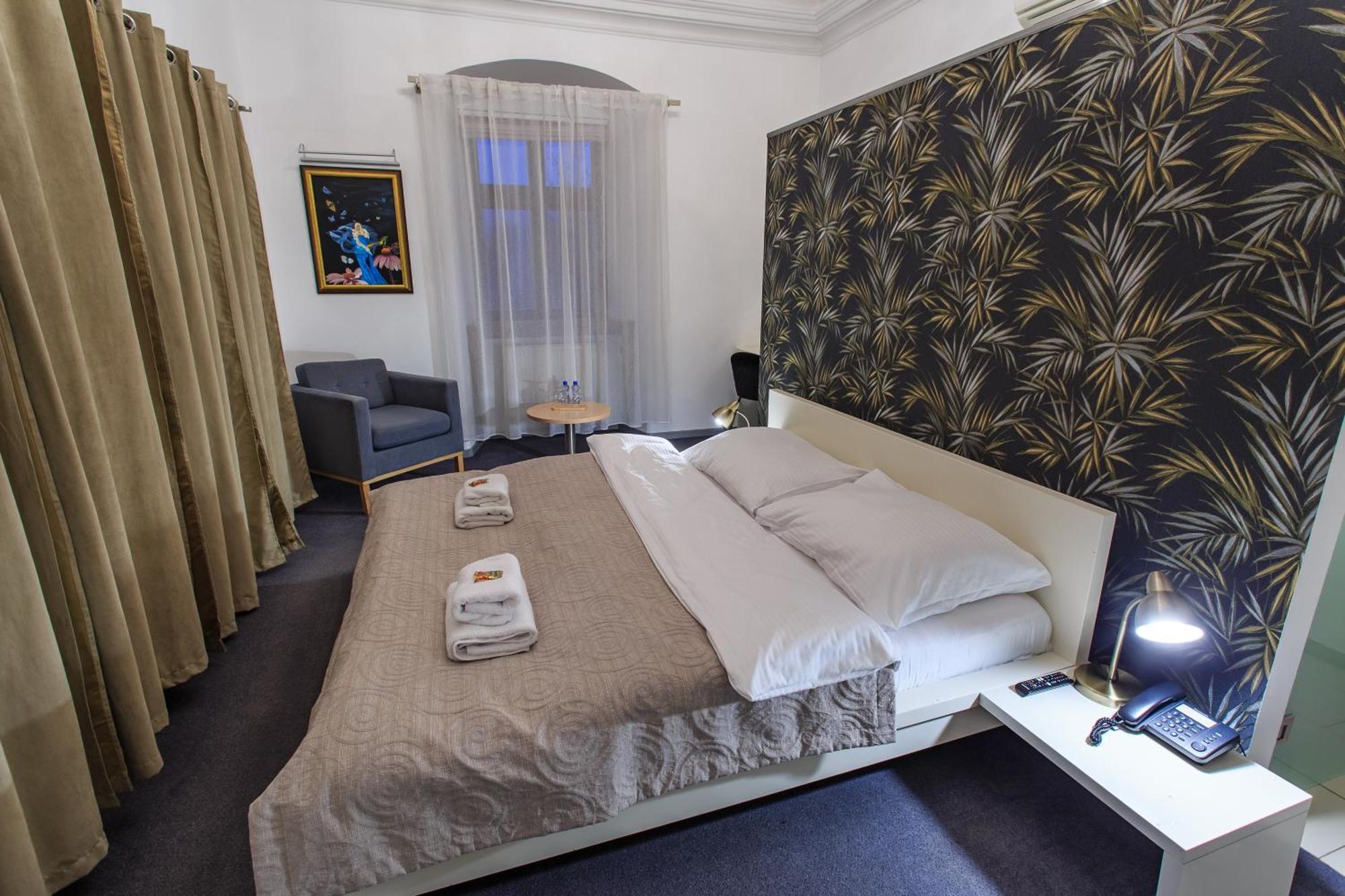 Hotel Villa Necas Жилина Екстериор снимка